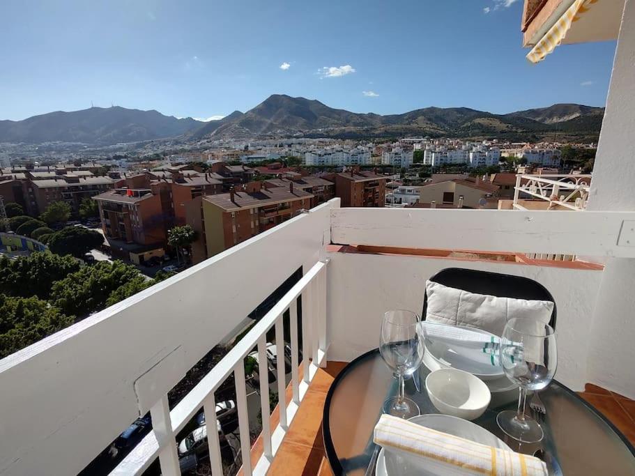 Piscis Beach Apartment Benalmádena Eksteriør billede